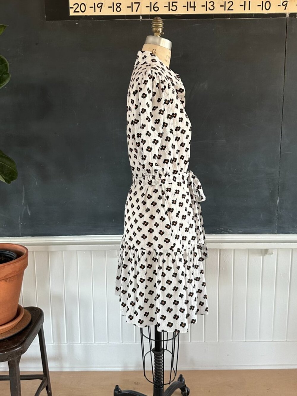 Kate Spade Black Floral Cotton Puff Sleeve Tiered Shirt Dress M NWOT - Picture 3 of 7